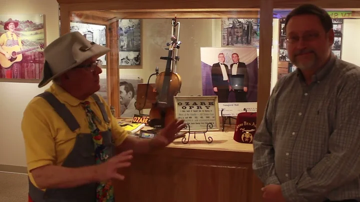 Lee Mace's Ozark Opera Museum at the Lake of the O...