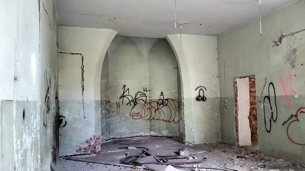 Nowa Ruda. Stary szpital... coś nas postraszyło...a nikt tego nie nagrał.