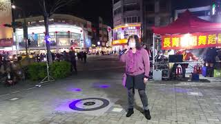 1110120梁露露在文化A點街藝演唱「愛情讓別人」~長青歌唱舞蹈團主秀