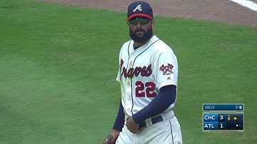 CHC@ATL: Markakis makes a diving grab to rob Baez