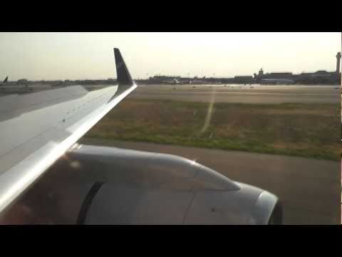PILOT ERROR!?!?! ENGAGES REVERSE THRUST DURING TAXI AT NEWARK!
