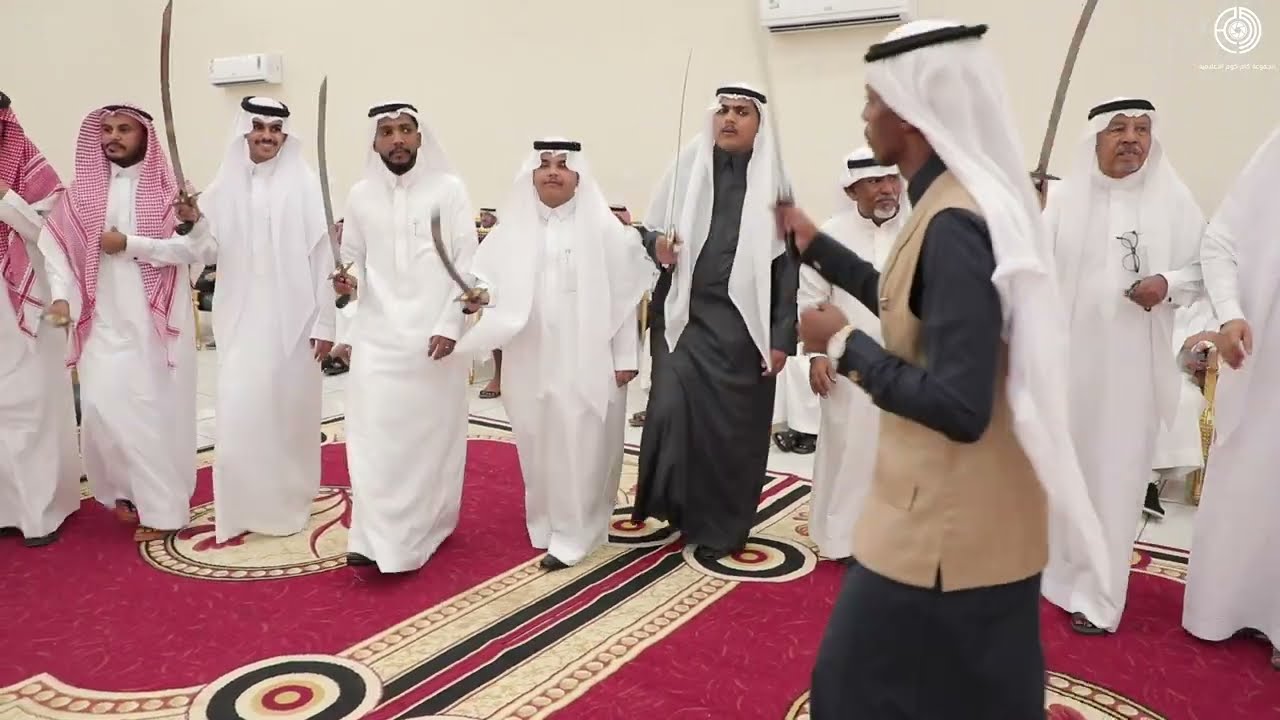 شيله - اداء الشاعر حسن عيسى القوزي | زواج الشاب عبدالرحمن عبدالله ال حويس و اخيه وليد