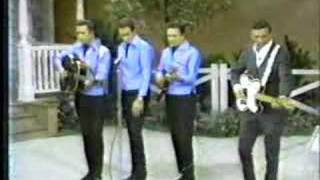 Video thumbnail of "Waylon Jennings - Time To Bum Again (1966)"