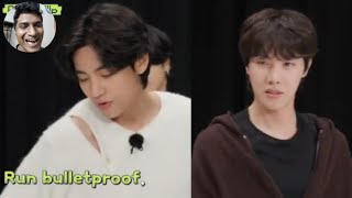 BTS V / Taehyung Singing & Dancing to Run BTS