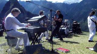 Los jaivas sube a nacer conmigo hermano Machupicchu 2011 (exclusivo para la radio voces)