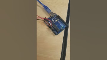 Reading analog voltage with Arduino