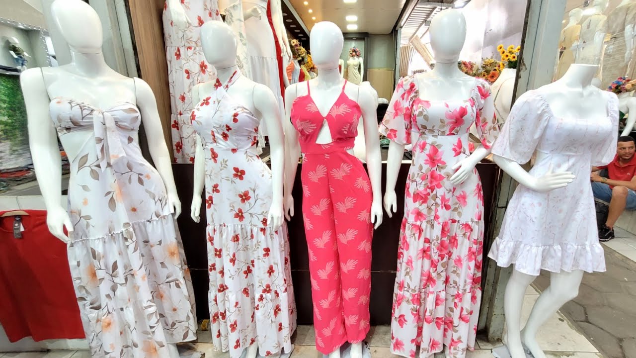 Roupas Femininas na Feira da Sulanca de Caruaru-Pé