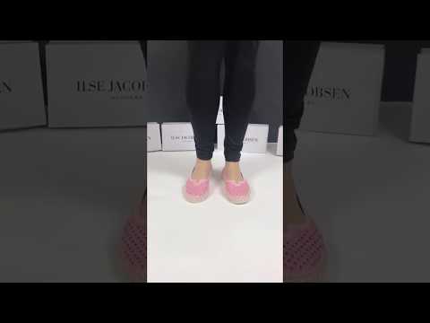 Video: Ilse jacobsen ayaqqabılarımı yuya bilərəm?