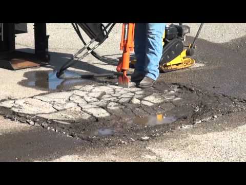 Bergkamp FP5 Flameless Pothole Patcher