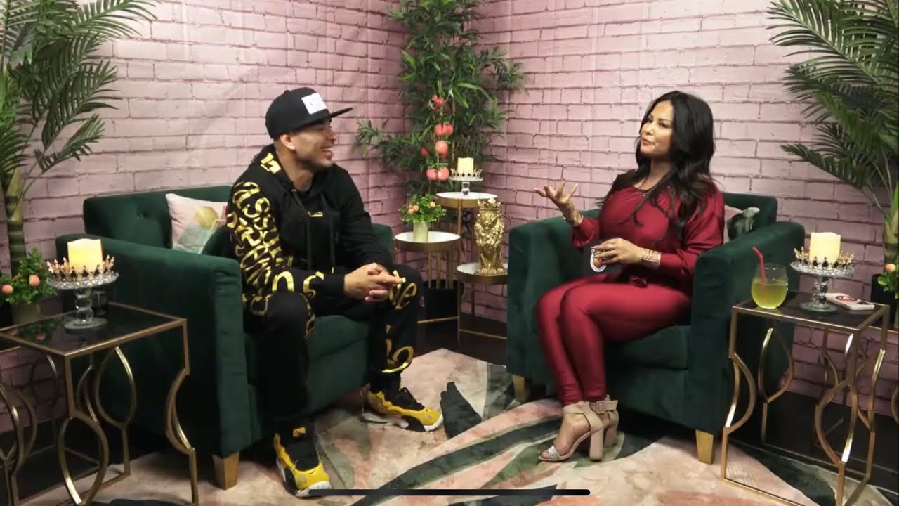 The Crowned Peach Show Interviews OG Rome aka Mr.Everywhere - YouTube