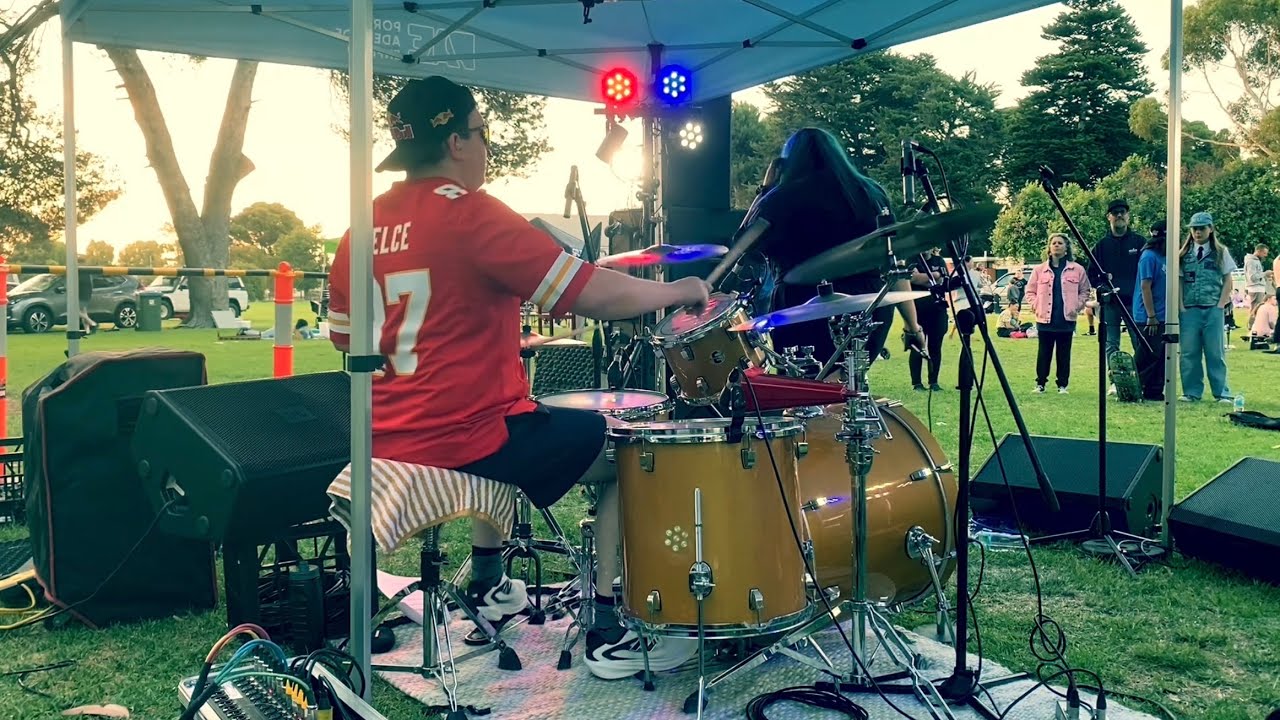 Teenagers (My Chemical Romance) Live with TAYLAA 