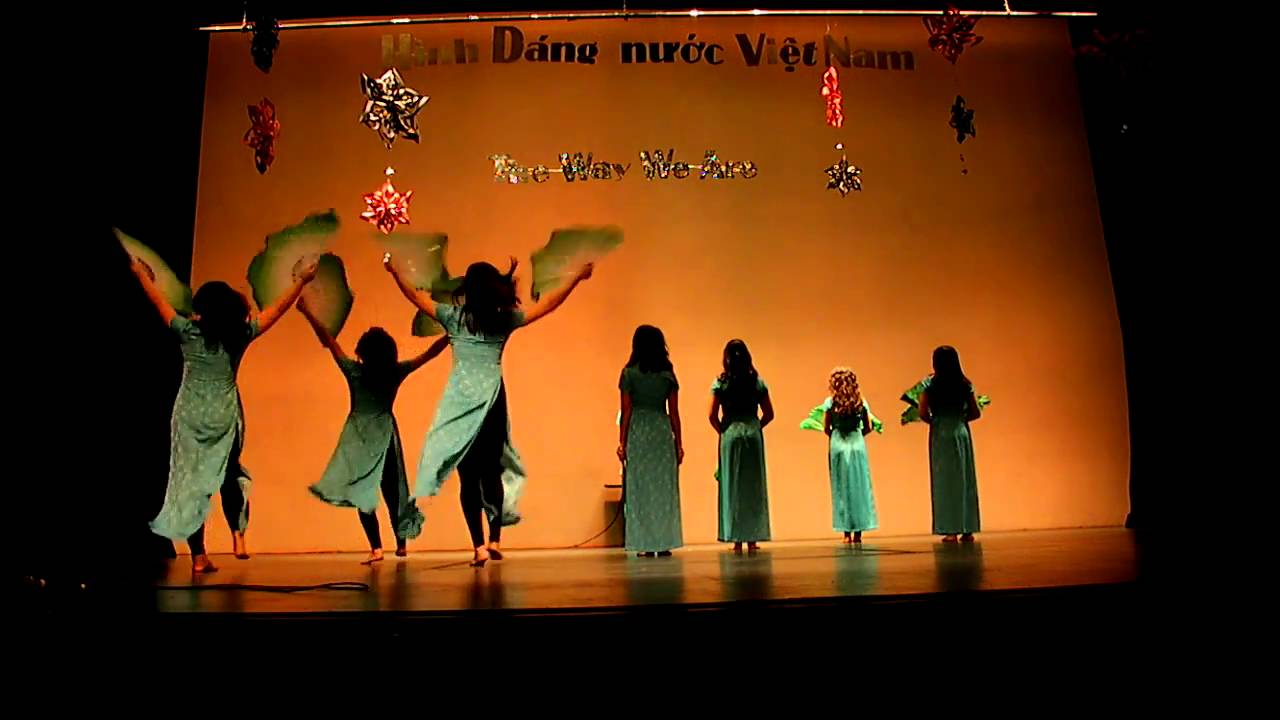 DVN 2011 Fan Dance