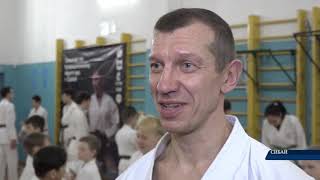Четырехкратный чемпион мира по каратэ Сергей Сизов провел семинар для сибайских каратистов