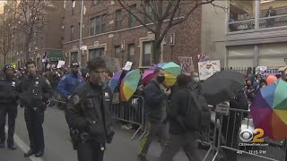 1 arrested during Drag Story Hour protest outside Queens library