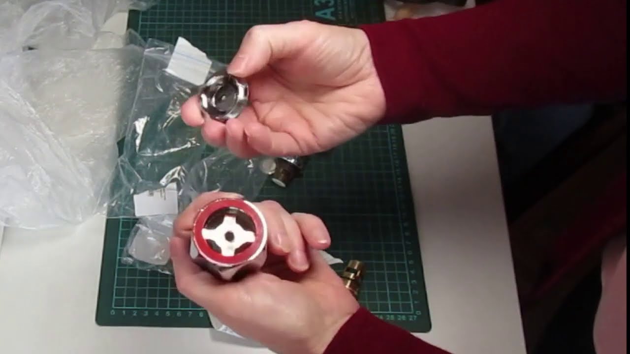 Капает кухонный смеситель Vidima Retro Меняю кран-буксы и маховики ...