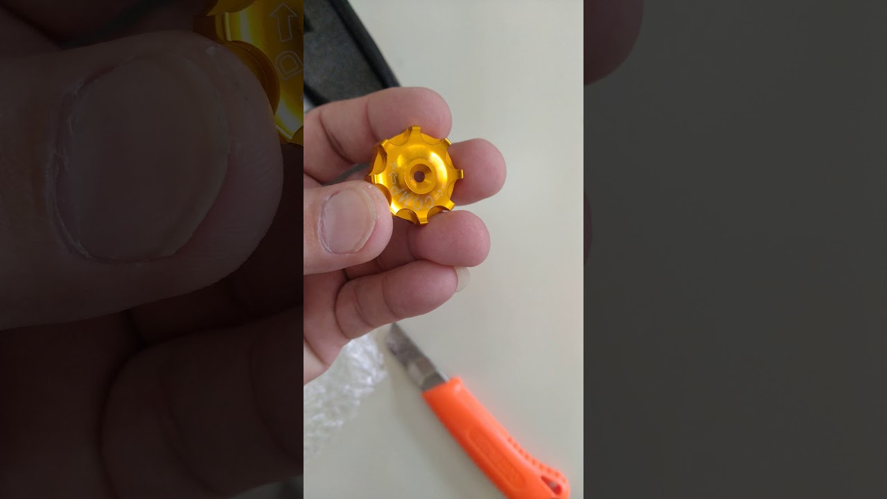 Ohlins rear shock for Mio i 125 (original yellow) Unboxing