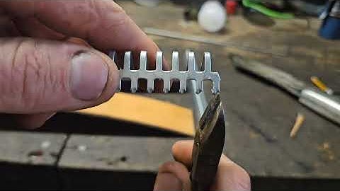 Blacksmiths Camelback drill, making flatbelts