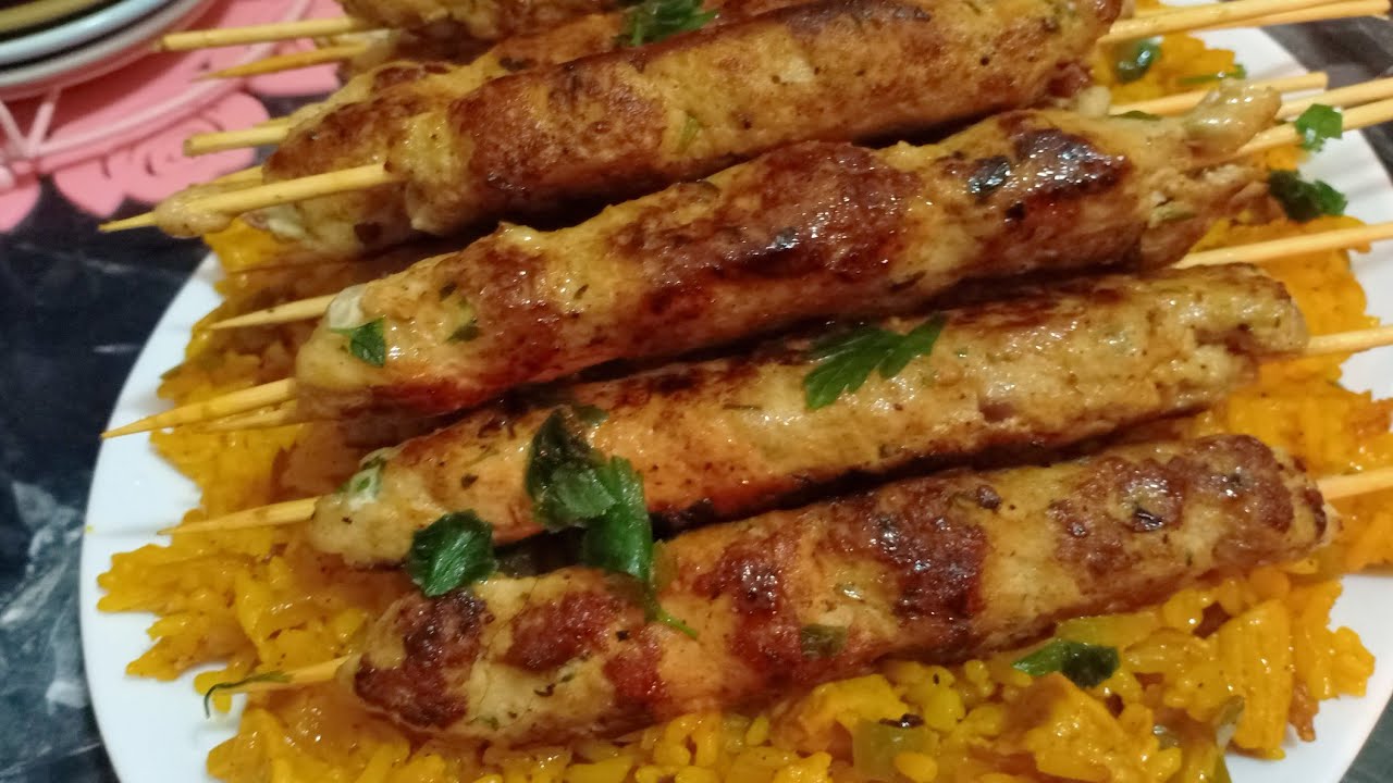 راكي حايرا شديري للعشاء 🙄 بصدر دجاج فقط حضرت احلى بروشات بالارز 😍