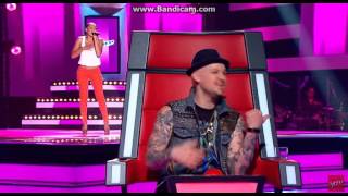 The Voice Australia 2012 : Sweet Dreams (Prinnie Stevens)