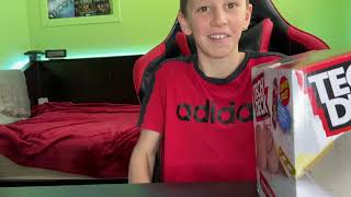 Unboxing  and reviewing tech deck transforming pipeline!!