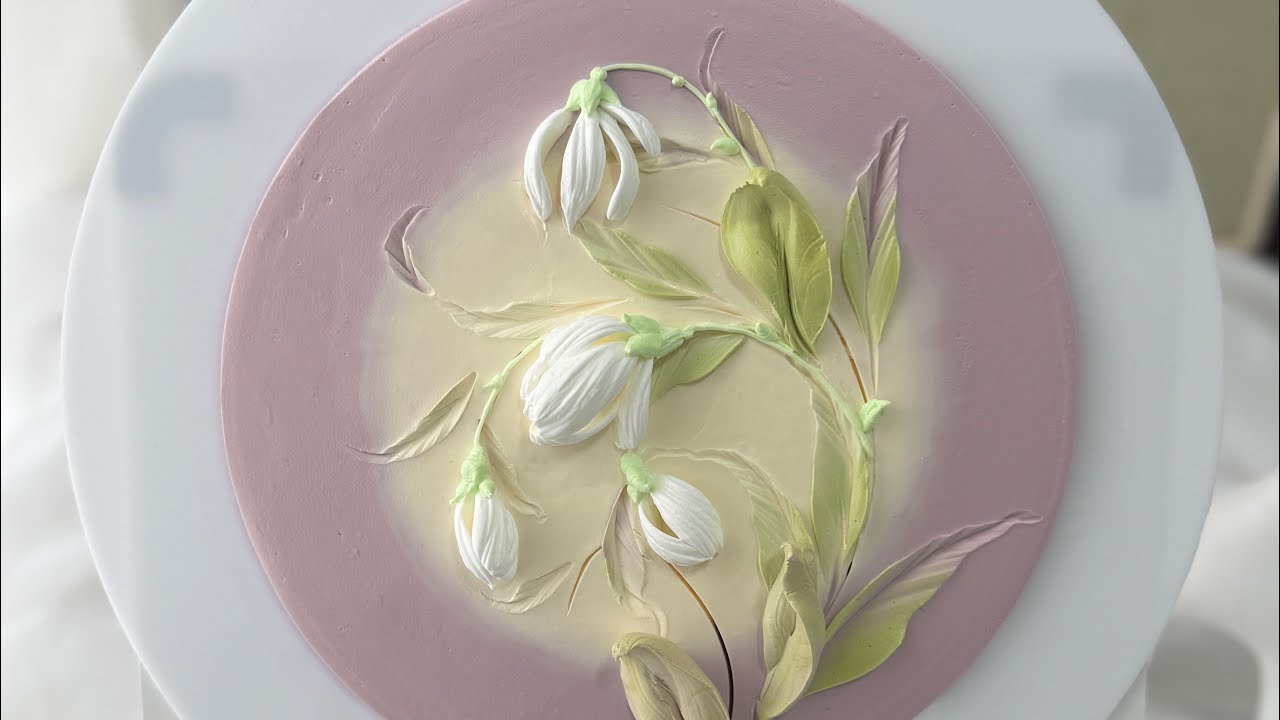 Beautifully decorated with snowdrop flower designs / 