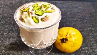 Healthy Guava Smoothie | Guava Milkshake | How to Make Guava Smoothie | Guava Shake Recipe With Milk
