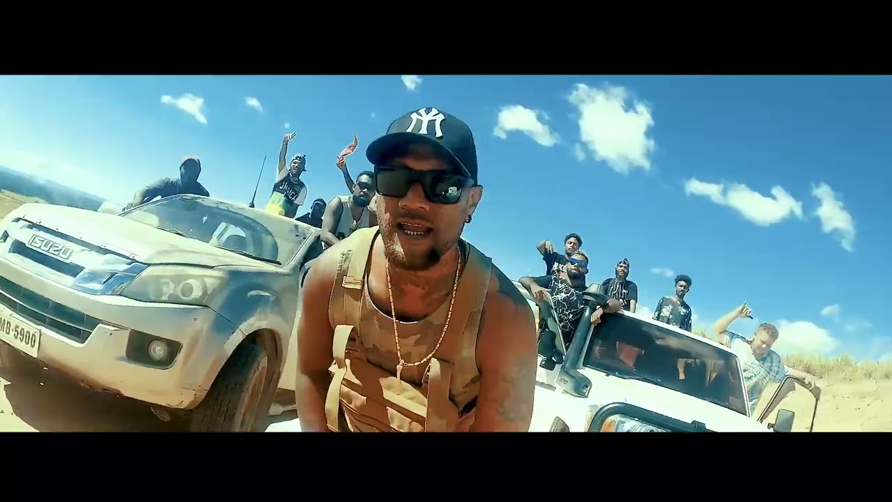 YouTubeでBUAD - Ganja Warrior (Official Music Video)を視聴