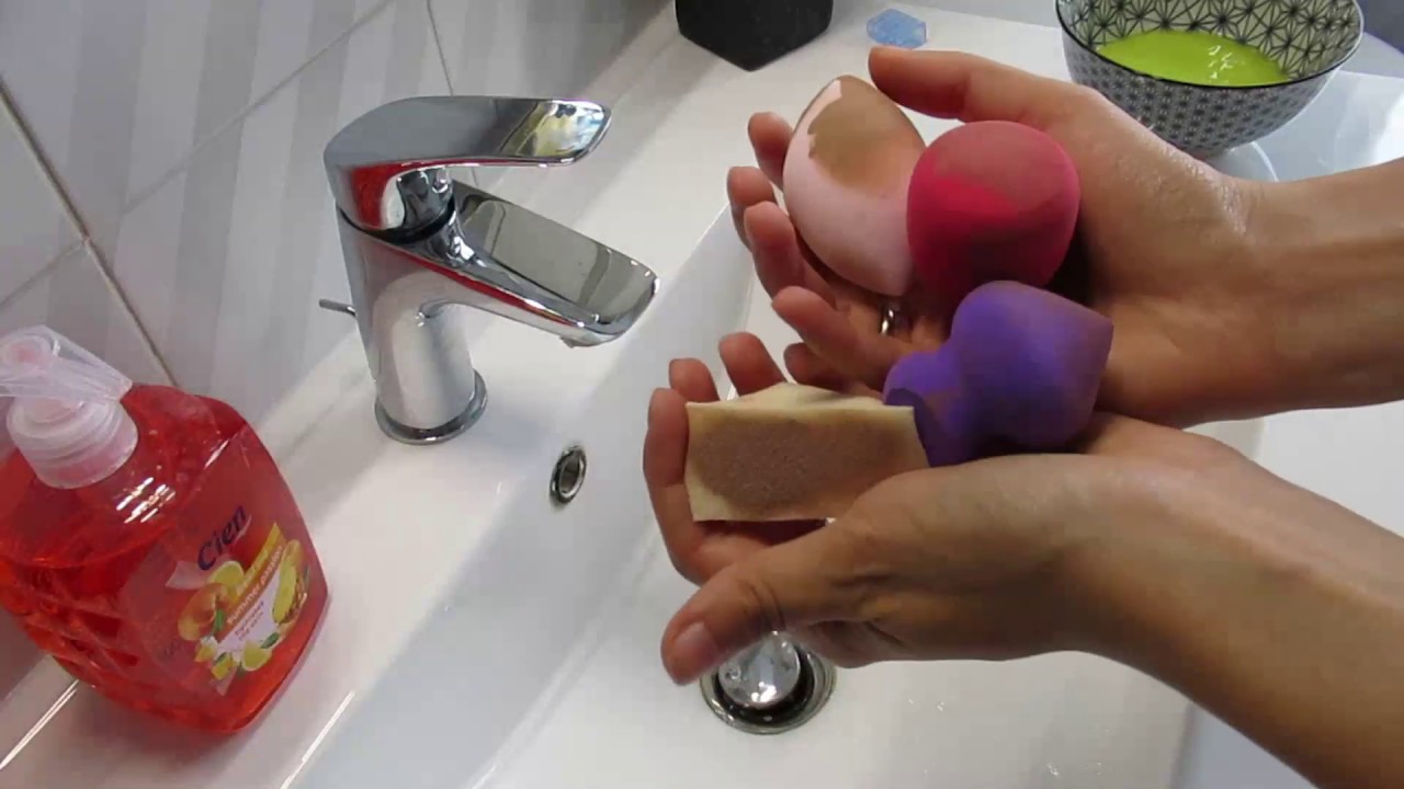 DIY : Come pulire la beauty blender/spugnetta e pennelli con prodotti caserecci!