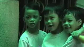 Jandel & Madchen Salvador @ SVS Christmas Program - Yr. 2001
