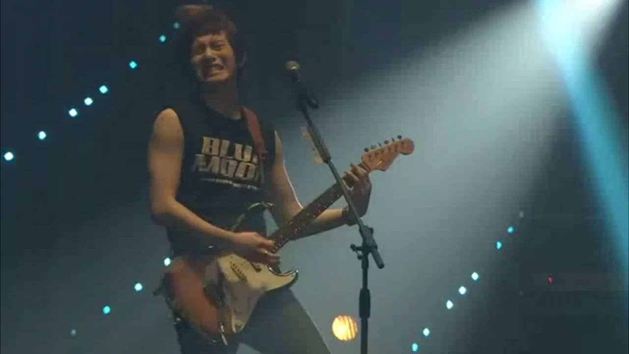 CNBlue - Hey You (Live) - YouTube