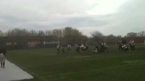 Jessica Springer runs for long gain