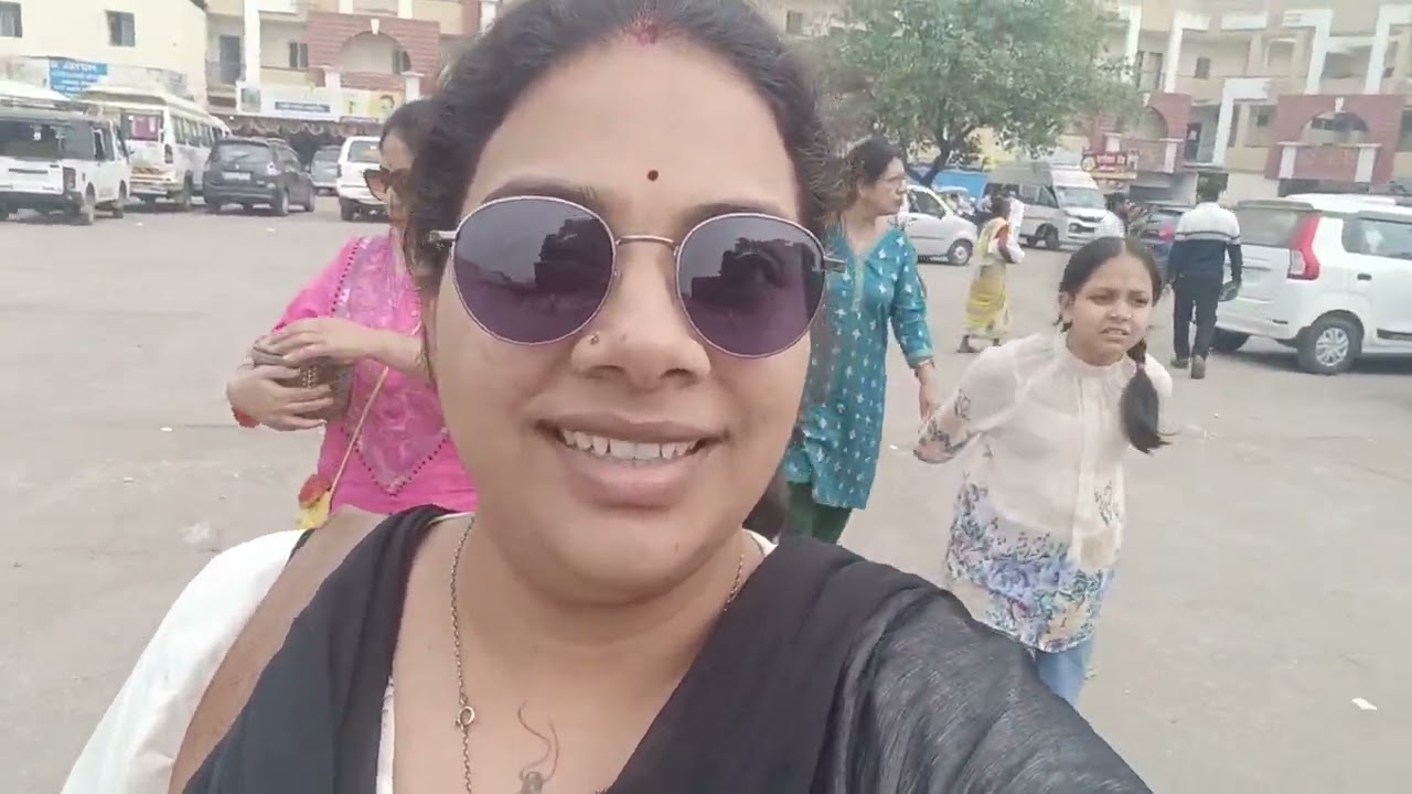 Back to Mumbai... Sanisignapur Darshan..