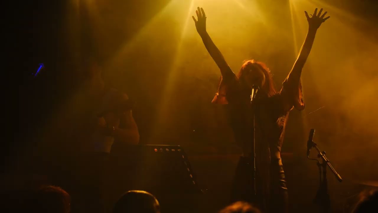 Alambique - Red Oak Troubadours ft Isabel Martinez (Live at EKKO)