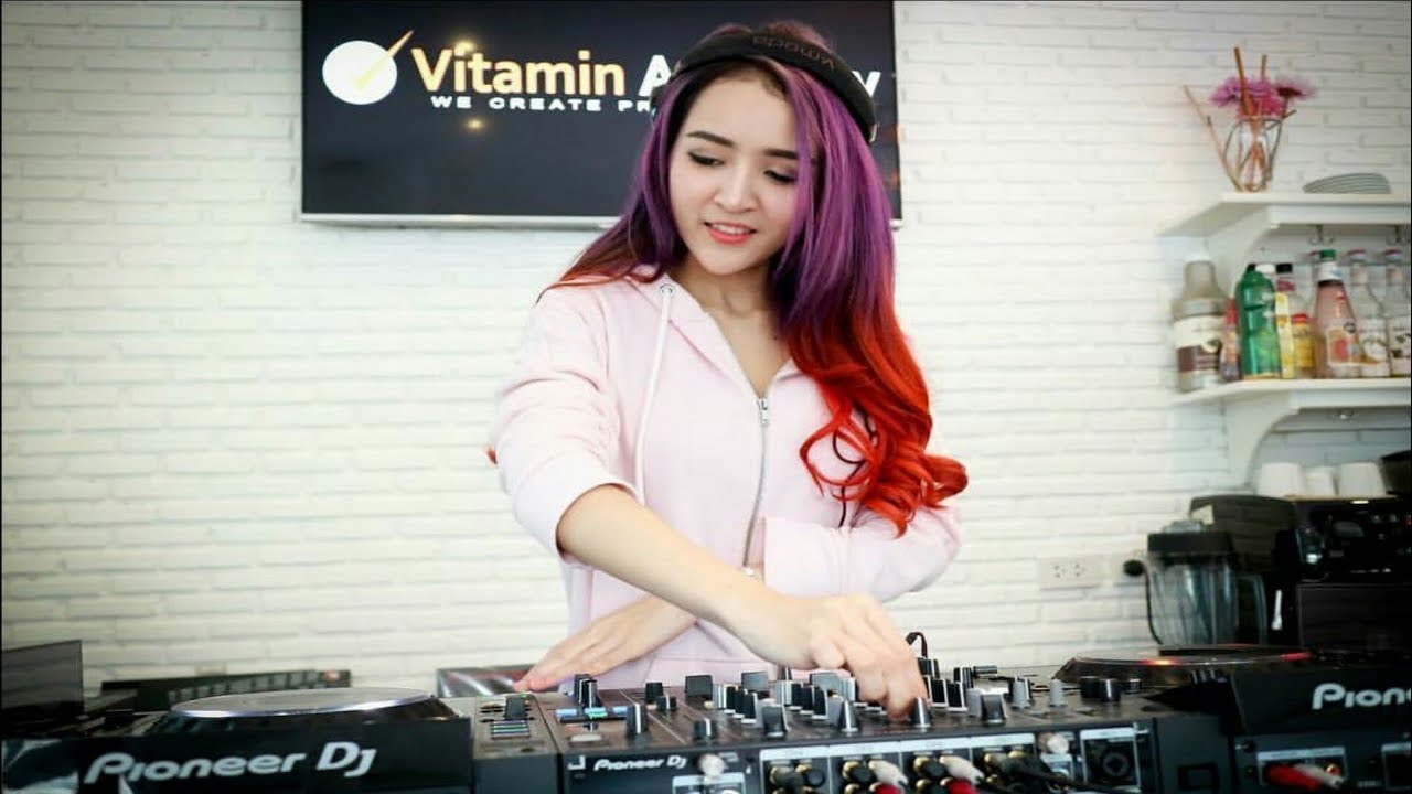 DJ CUCAK ROWO VS POCO POCO ASYIK BUAT GOYANG 2018