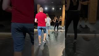 🎉 Энергия группы на уроке — живой момент из класса #dance #warsaw