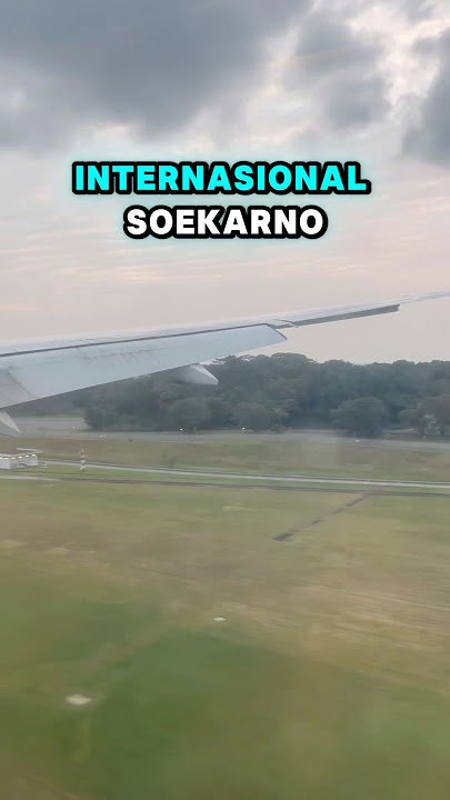 DETIK DETIK PESAWAT GARUDA INDONESIA MENDARAT DI BANDARA INTERNASIONAL SOEKARNO HATTA 🇮🇩