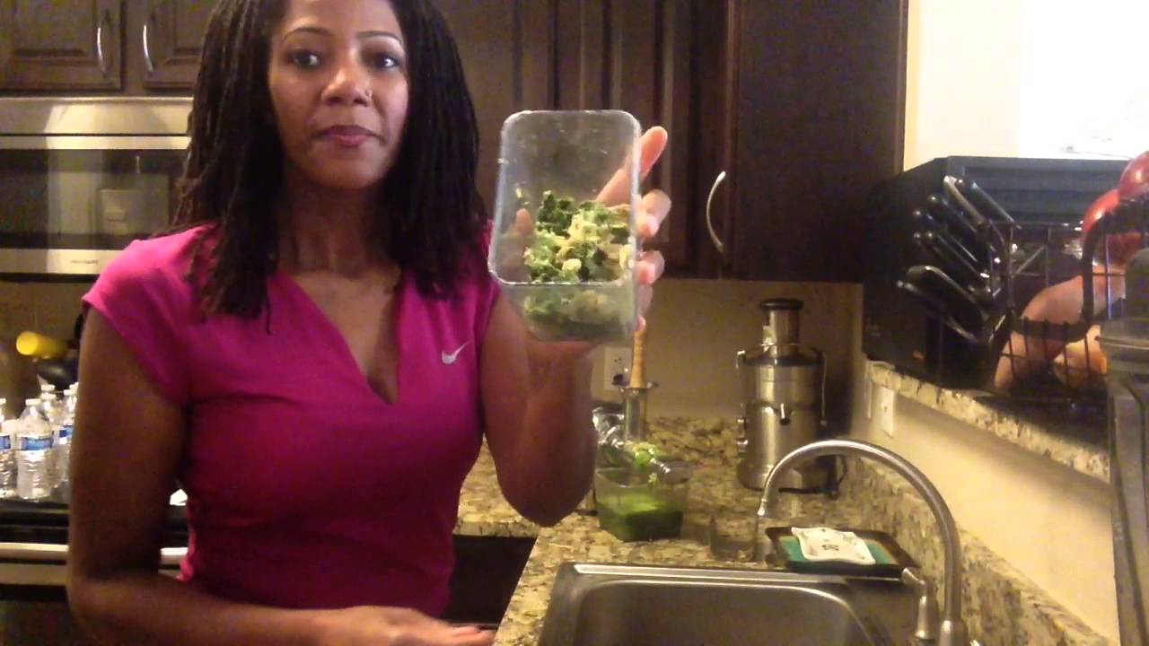 Green juice kale greens, collard greens, celery, apples, lime & ginger