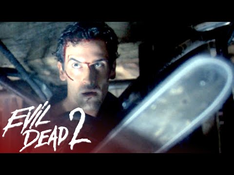 'Ash's Chainsaw Hand' Scene | Evil Dead 2
