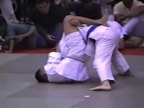 BJ Penn as BJJ white belt against a blue belt