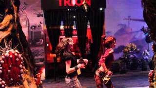 E3 2012 - Jess dances with a booth babe