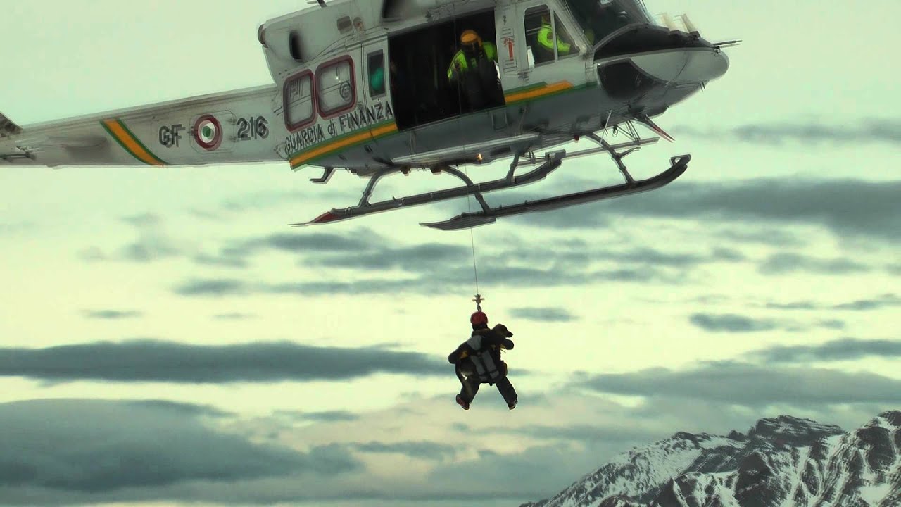 Esercitazione GdF Cani da Valanga Passo Rolle - Gennaio 2012 1