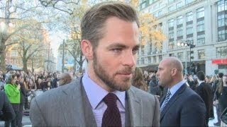 Chris Pine at Star Trek into Darkness premiere: Chris Pine talks about Benedict Cumberbatch