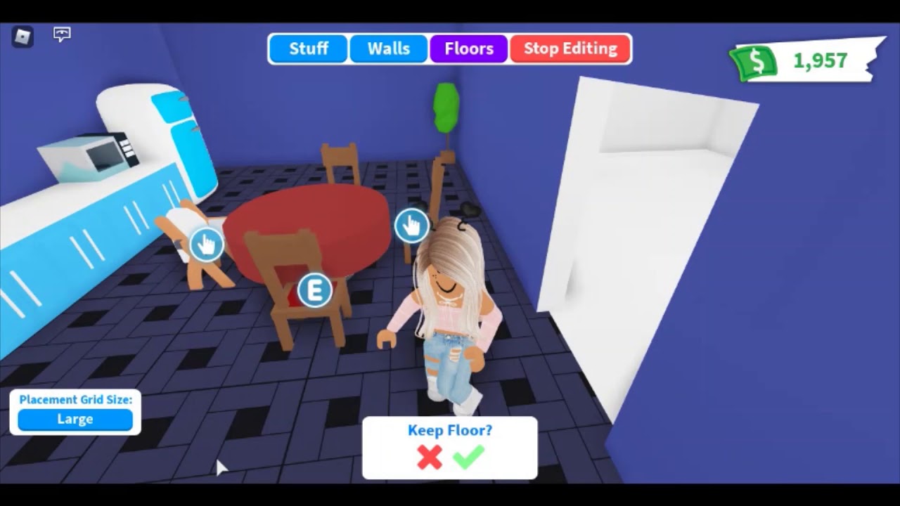 Decorating my estate in Adopt Me YouTube