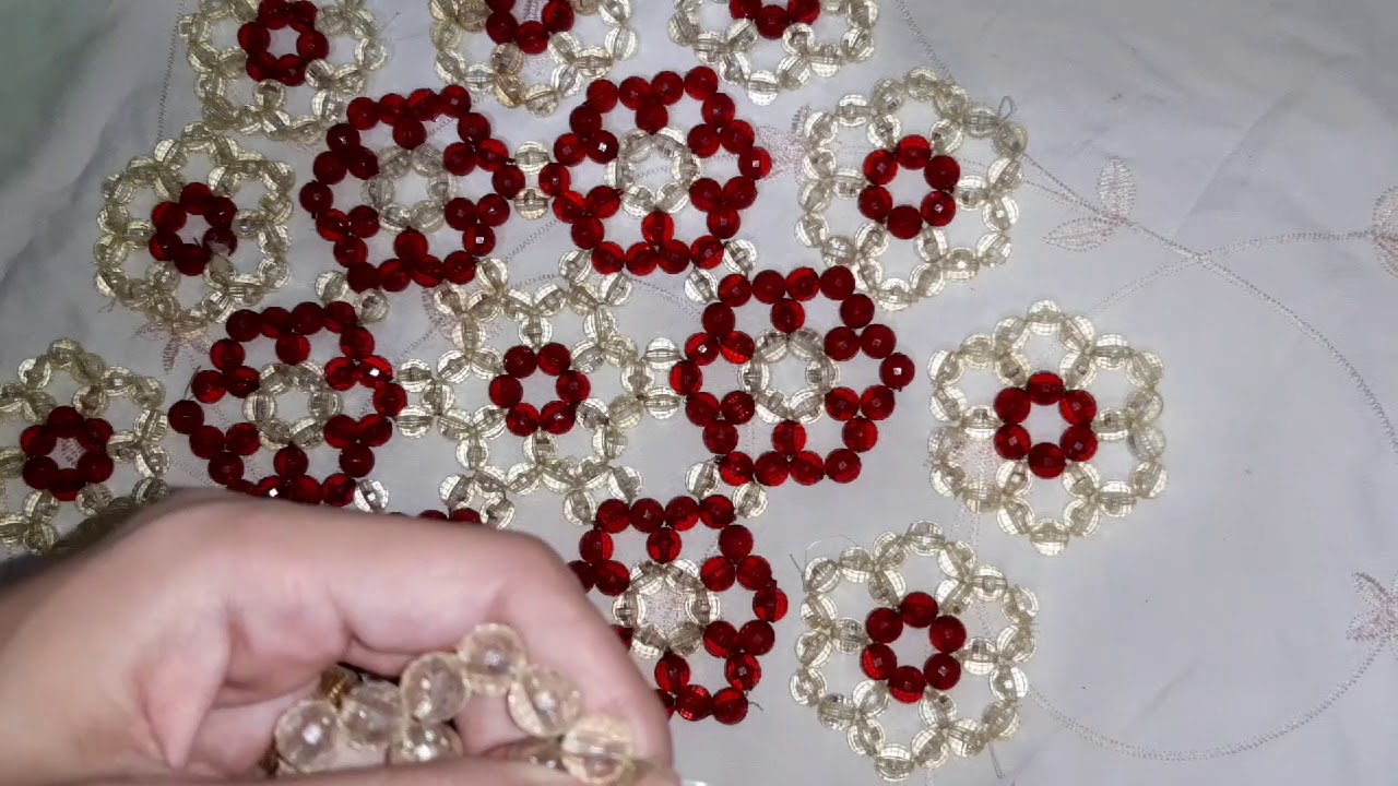 اقوي فيديو عاليوتيوب طريقة عمل عدد من مفارش الخرز بناءا علي طلبكم