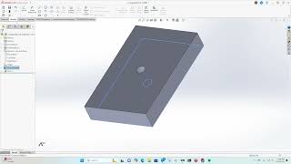 I made a 3d rectangle with a simple hole in the center. My hope to be able to start designing parts.