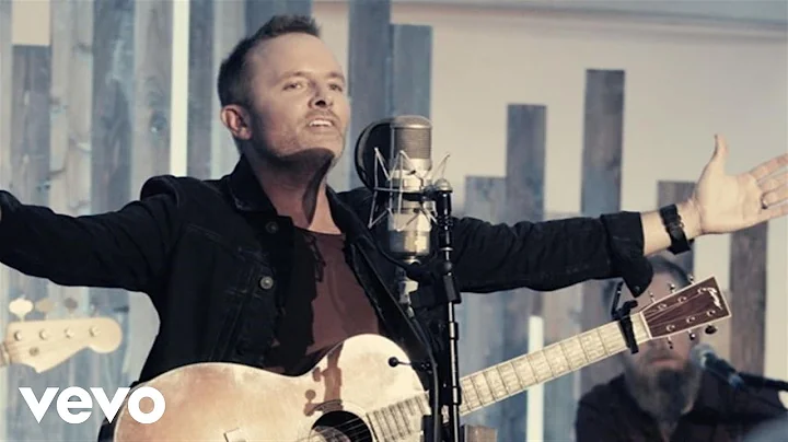 Chris Tomlin - A Christmas Alleluia (Live) ft. Lau...