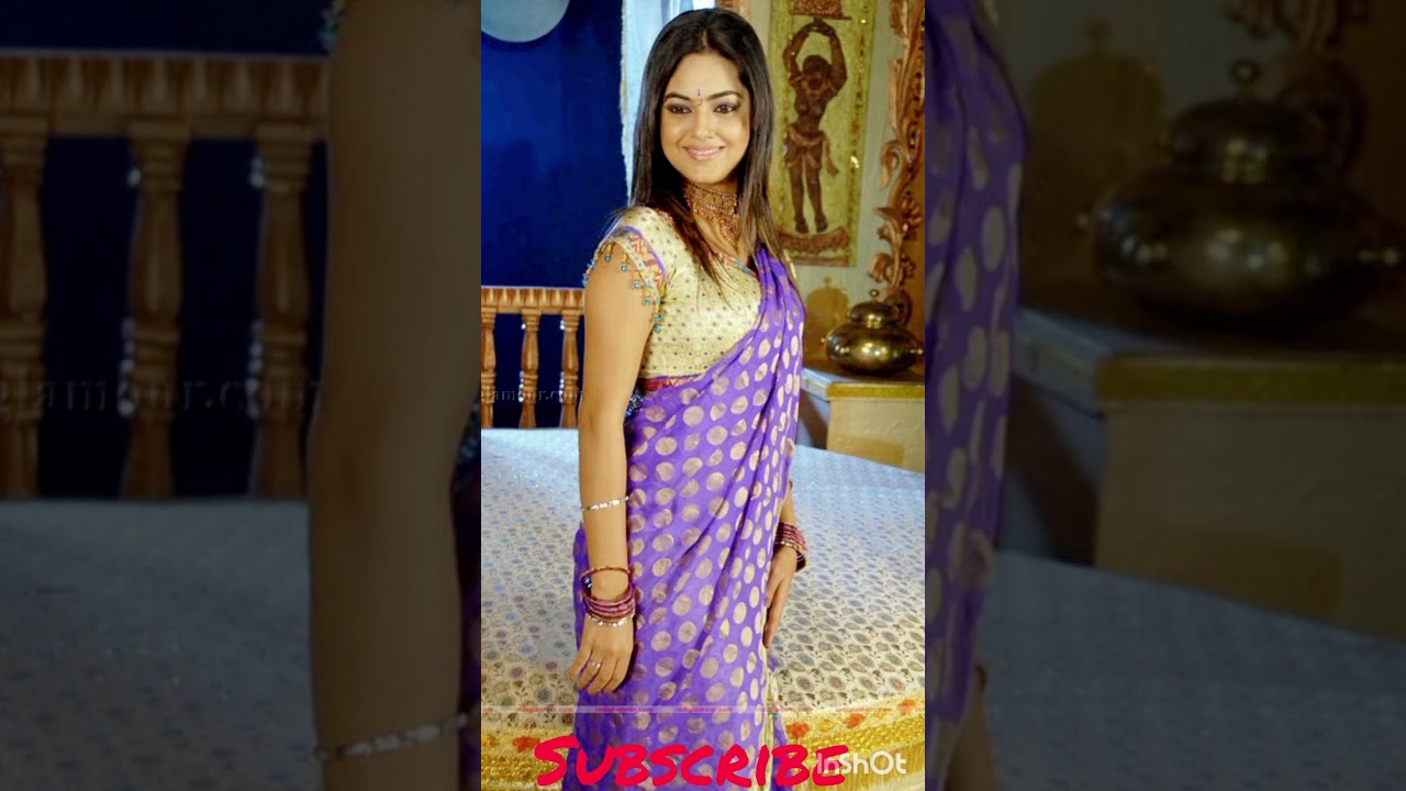 actress Meera Chopra saree model romantic photos