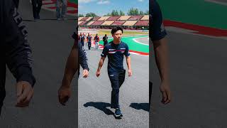veda tampil keren dengan topi redbulnya di sesi trackwalk honda team asia 😎 #vedaegapratama