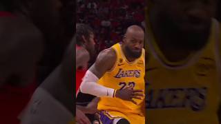 👑 lebron is like a moving train 🚂 #crazy #wow #nba #game #move #lebron #king #lakers #train #fyp