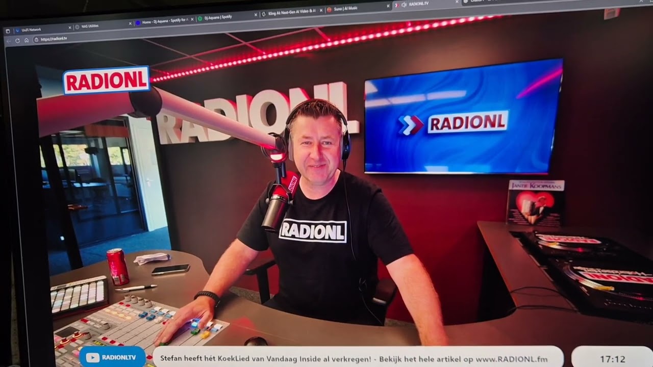 Te Serieus - Bijna Kerstmis op Radio NL